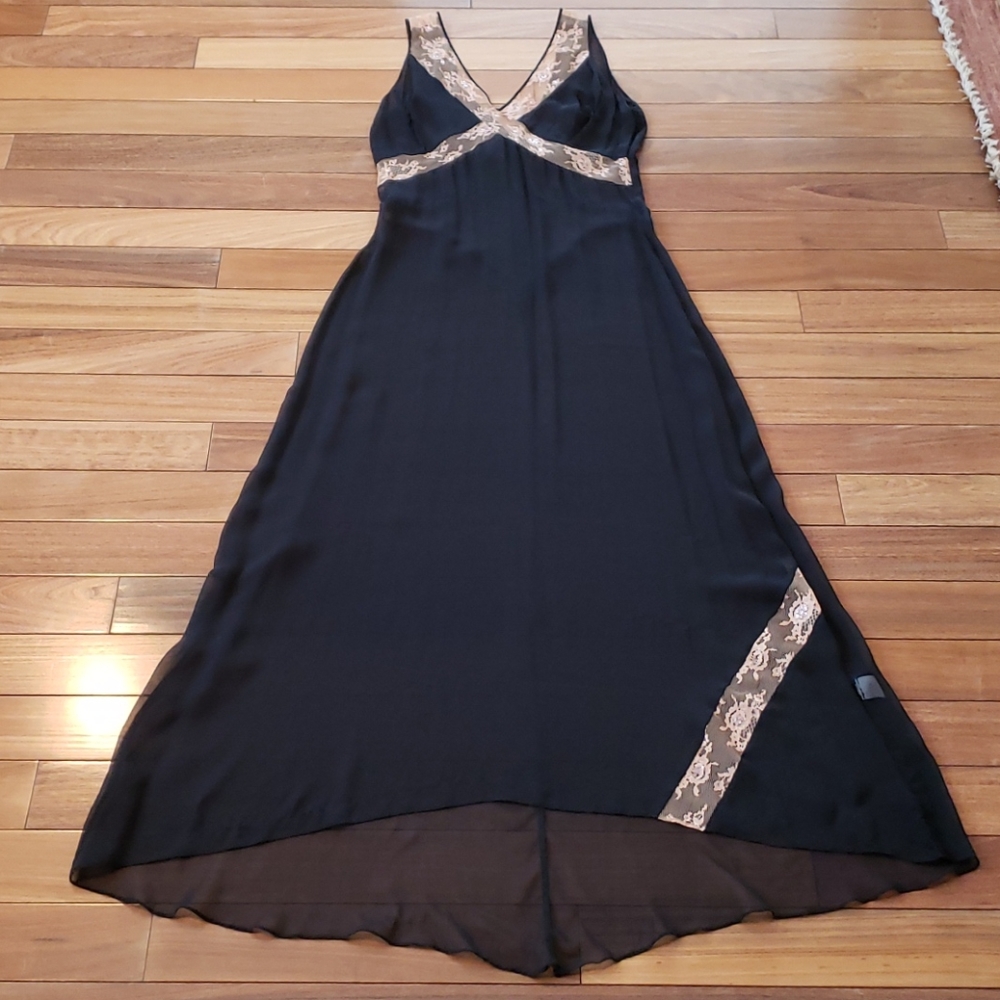 Dress - Picture 2 of 14
